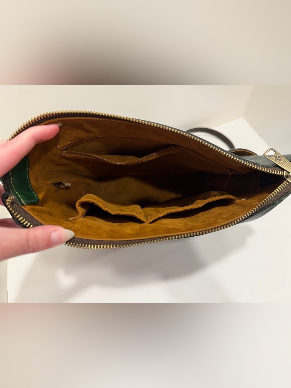 Patricia Nash Aveley Leather Crossbody Bag in Soft Green - Picture 7 of 16